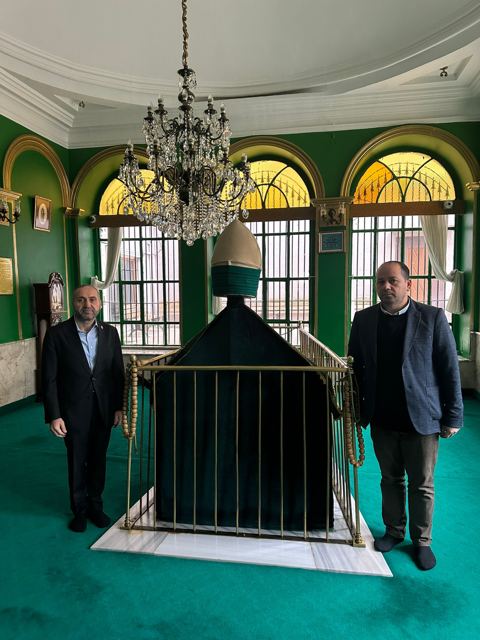 Karacaahmet Sultan Cemevi Ziyareti — fotoğraf 2