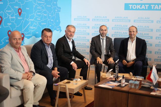 Veli Arslan — Veli Arslan ve Aslan Şirketler Grubu Tokat Tanıtım Günleri’nde fotoğraf 12