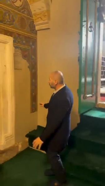 Veli Arslan — Bugün Hacı Bektaş Veli Dergâhı’nı ziyaret ettik. Bu kadim mekânda bulunmak, yalnızca bir z