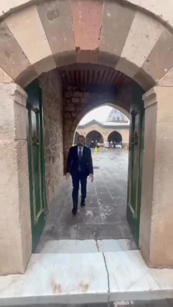 Veli Arslan — Nevşehir’in Gövercinliği’nde Hünkar Hacı Bektaş Veli’ye dualarımızı ettik kurbanlarımızı k